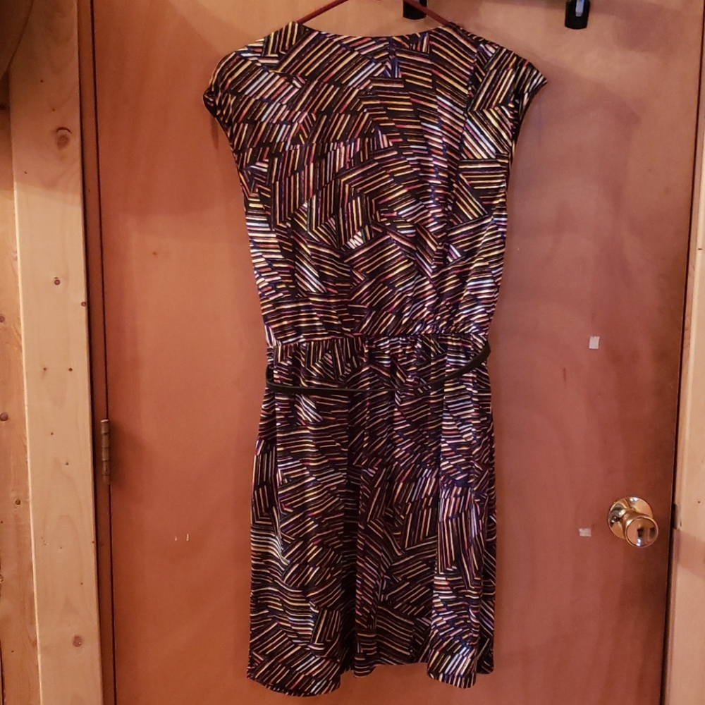 City triangle dress - Picture 2 of 2